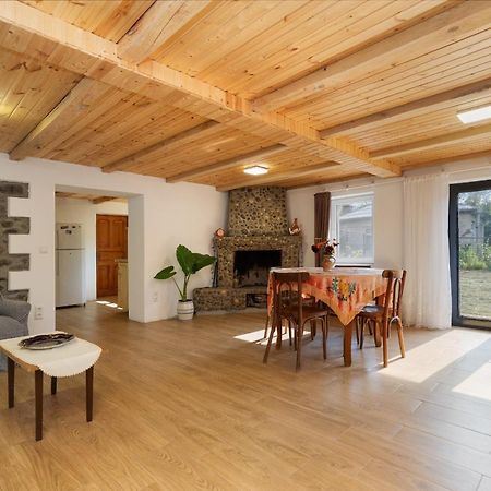 La-Marti, Idyllische Unterkunft Mit Kamin Bagdati エクステリア 写真